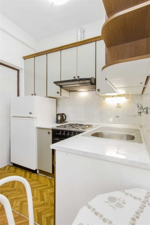 Skelin A4 studio no.1