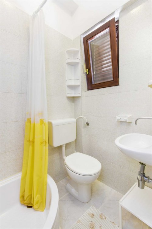 Skelin A4 studio no.1