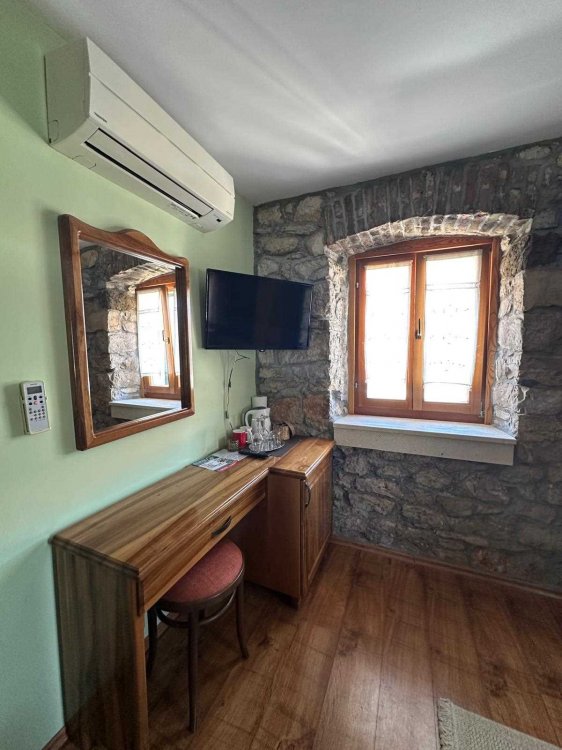 Paola Room no.3