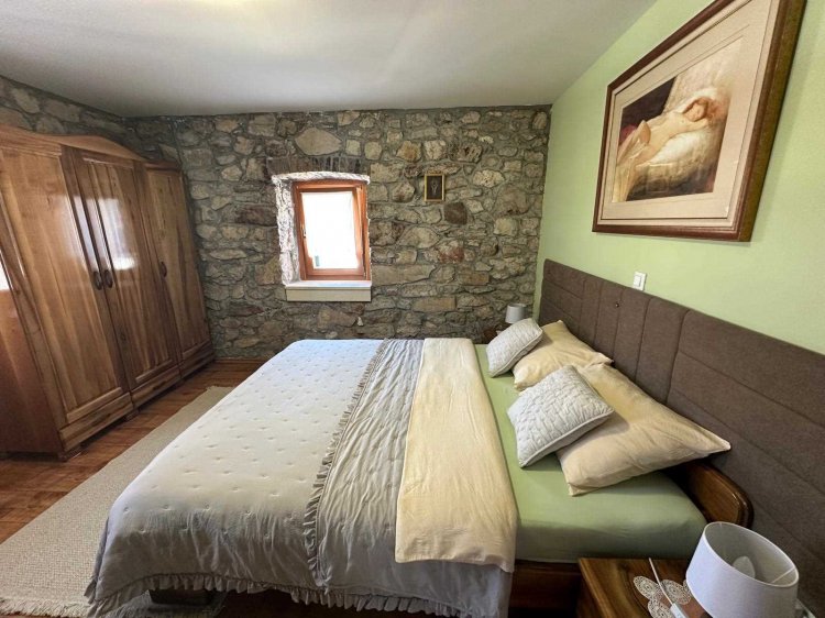 Paola Room no.3