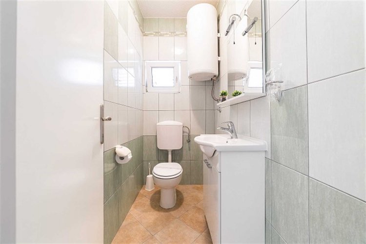 Marina 4+1 no.2 (1000-MVS)