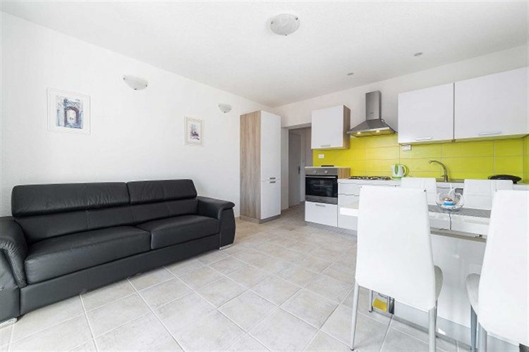 Marina A2+1 no.3 (1000-MVS)