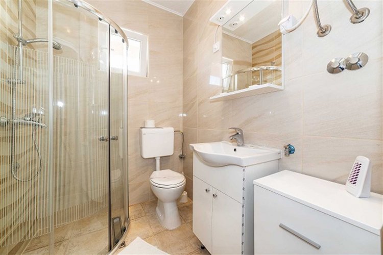 Marina A2+1 no.3 (1000-MVS)