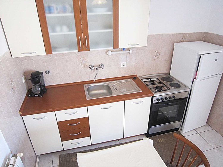 Smilja 2+2L (1005-RVS-A2)