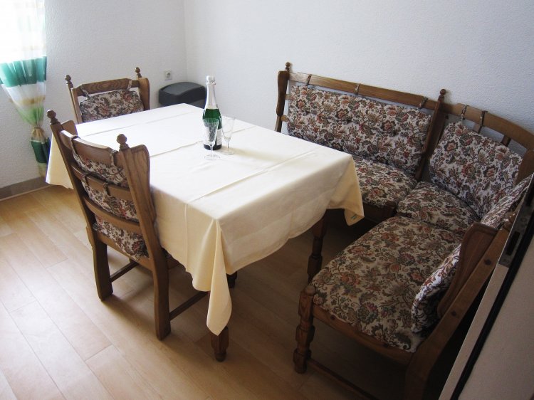 Susnja Apartment A8