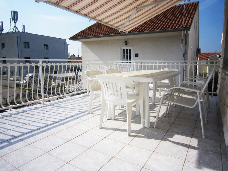 Susnja Apartment A8