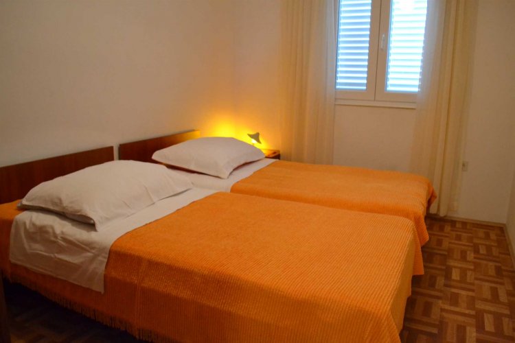 Celic A6+2 (1007-CVG)