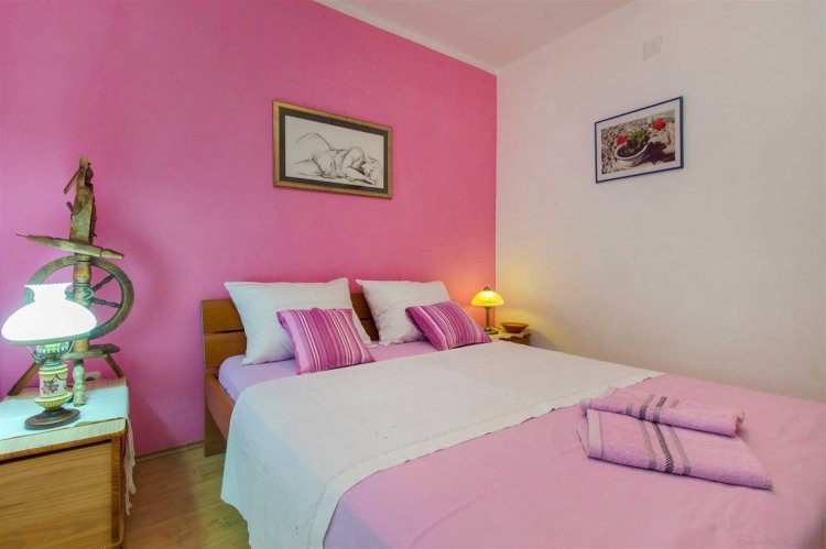 Nevo A4+2 no.2 (1009-MVF)