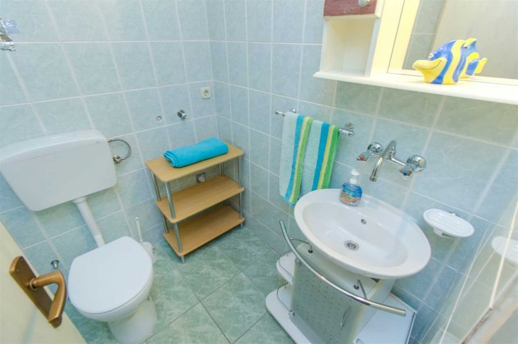 Nevo A4+2 no.2 (1009-MVF)