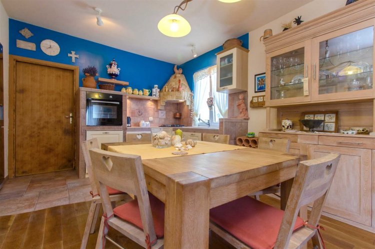 Nevo A4+2 no.2 (1009-MVF)