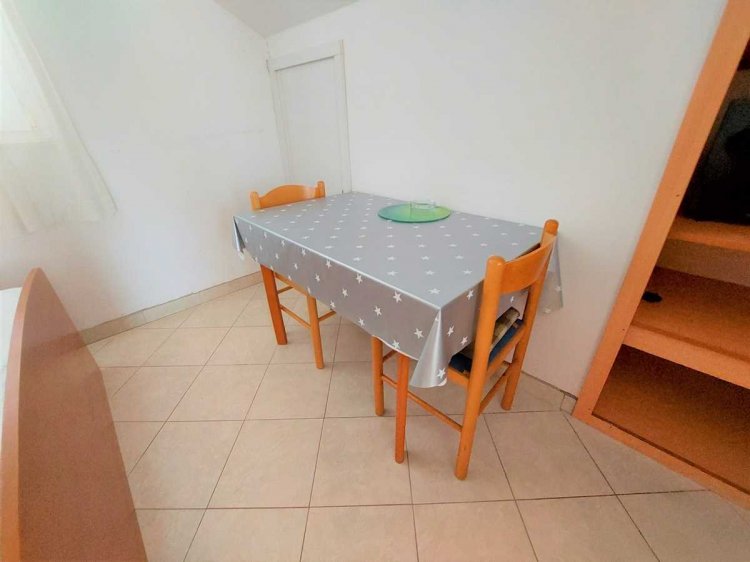 Neva A2 studio no.6 (1014-AVN-A3)