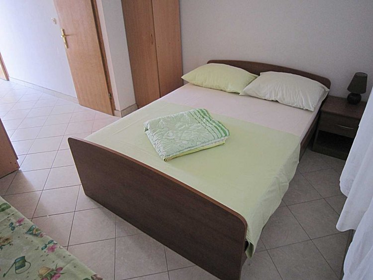 Neva A2 studio no.6 (1014-AVN-A3)