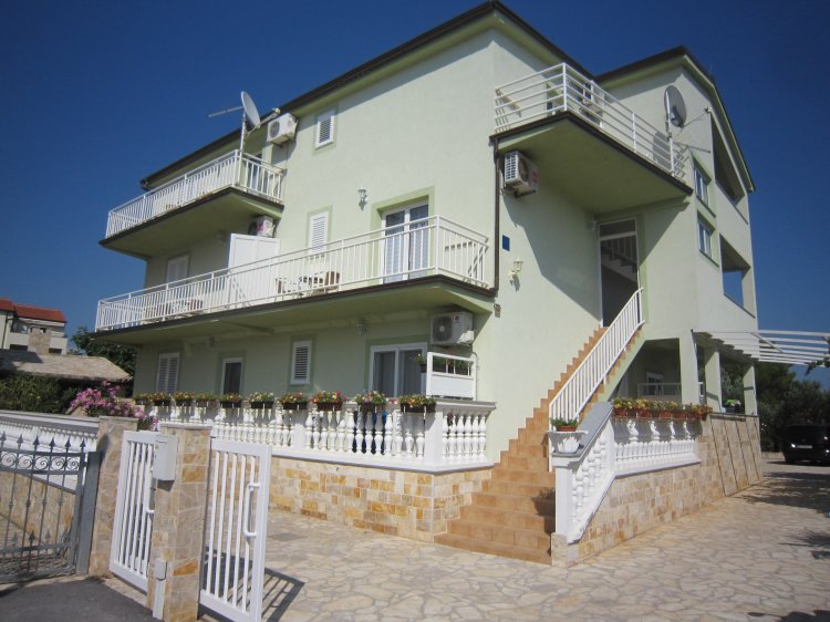 BellaVita A2 studio no.1 (1001-IVČ-A1)