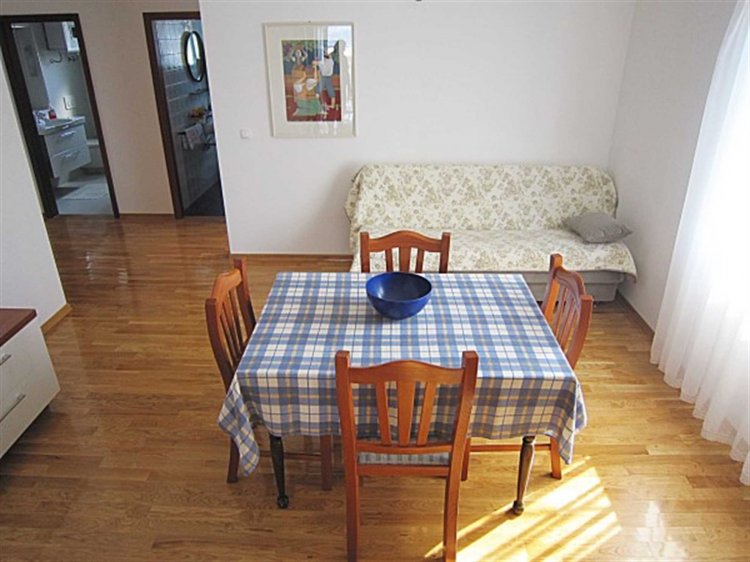 Marijić App 4+2 no.1