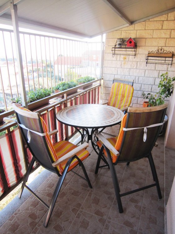 Reljic A4+2 (1016-DVR)