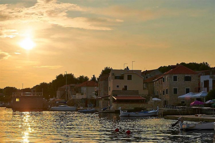 Bogadi A2+2 (6000-MPB)