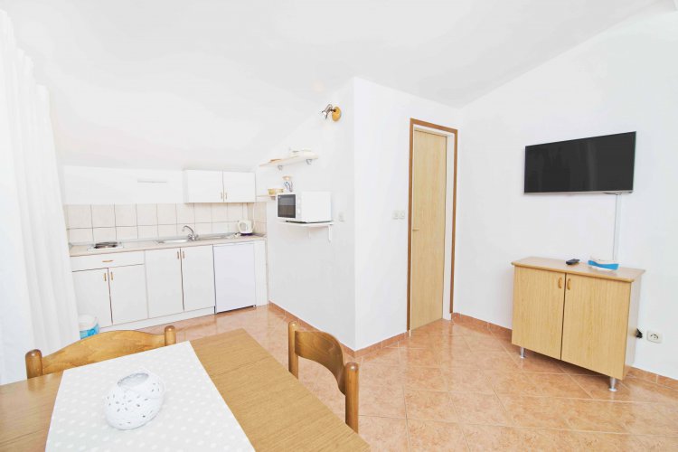 Crvelin A2+1 no.1 (4002-JMJC-A1)