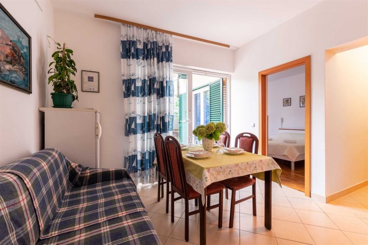 Zdena A4+1 no.2 (4003-ZMP-A2)