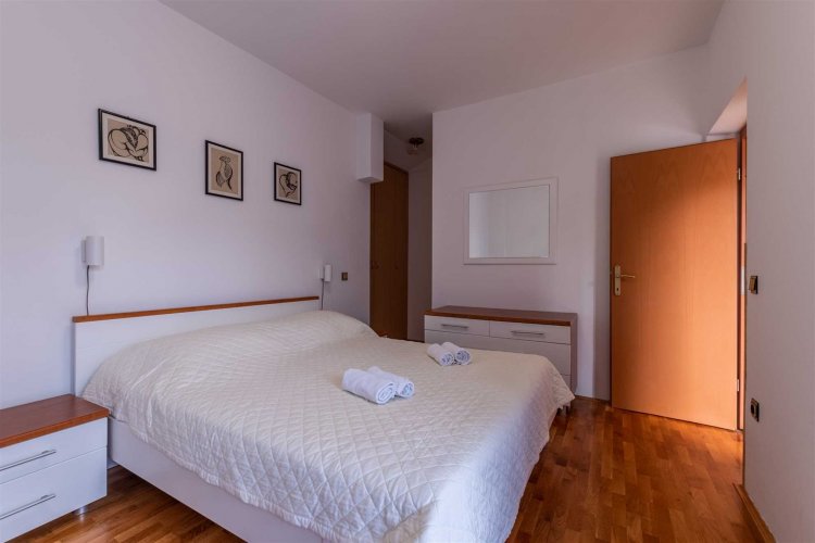 Zdena A4+1 no.2 (4003-ZMP-A2)