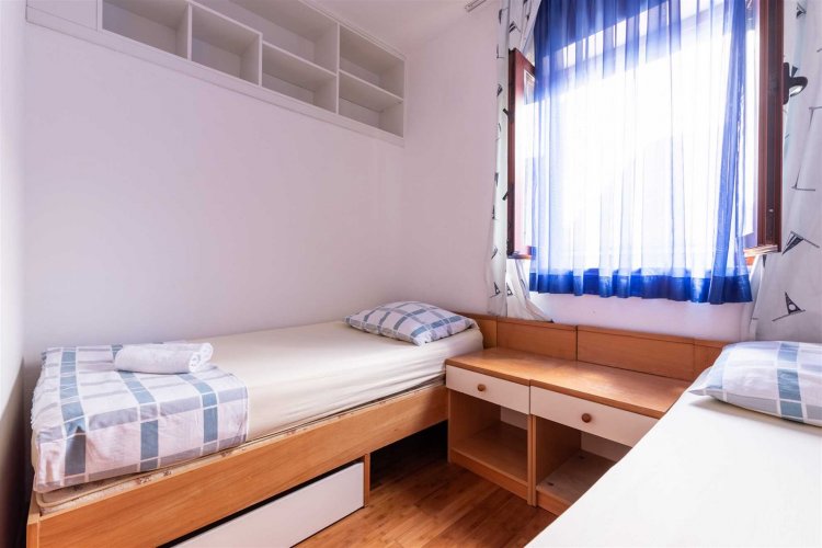 Zdena A4+1 no.2 (4003-ZMP-A2)