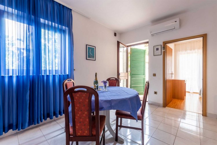 Zdena A2+2 bijeli no.1 (4003-ZMP-A1)