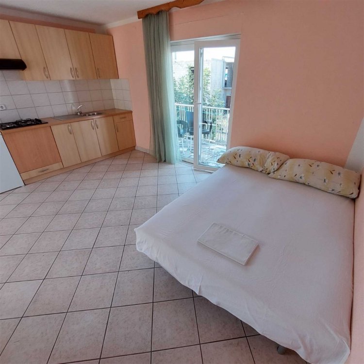 Popic A2+2 no.1 (1025-PVM-A1)