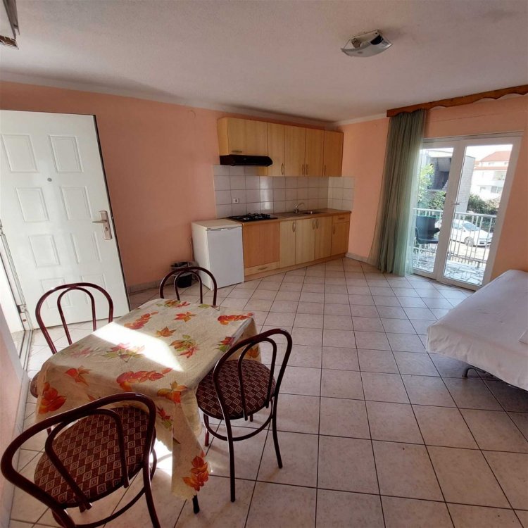 Popic A2+2 no.1 (1025-PVM-A1)