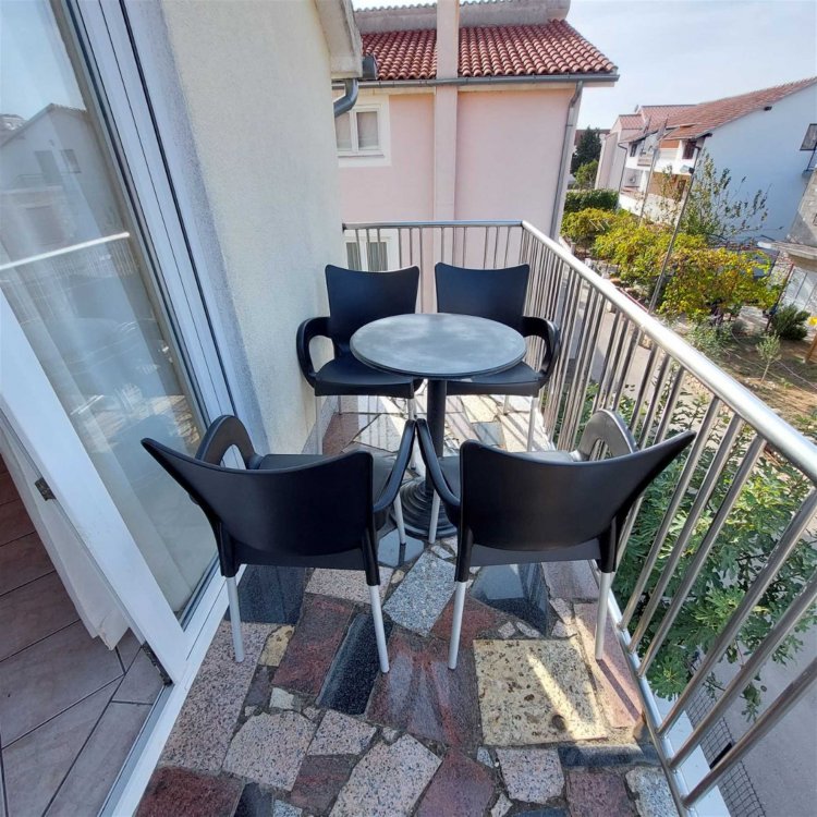 Popic A2+2 no.4 (1025-PVM-A4)