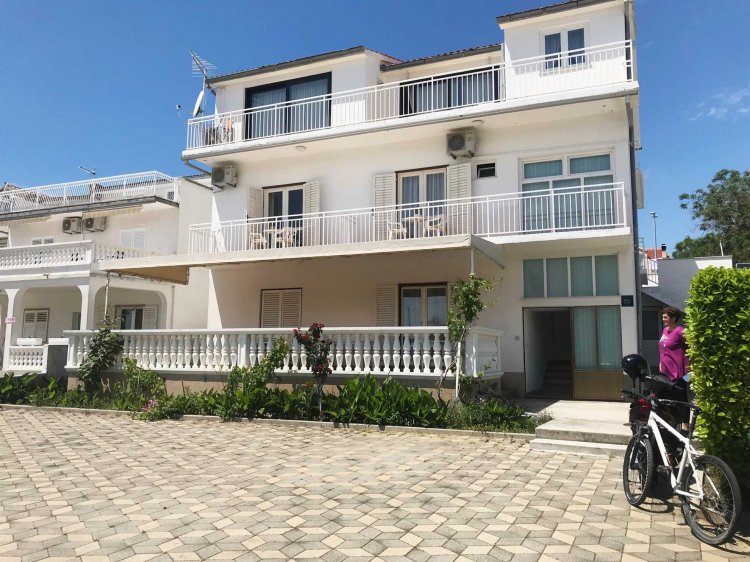 Skocic room riva no.3