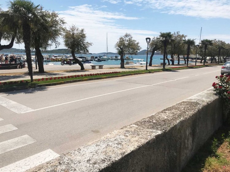 Skocic room riva no.3