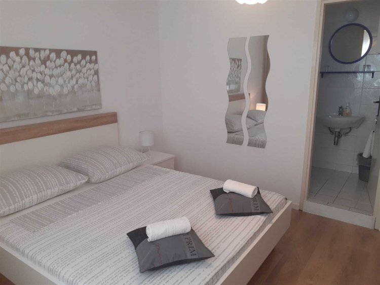 Skocic room riva no.3