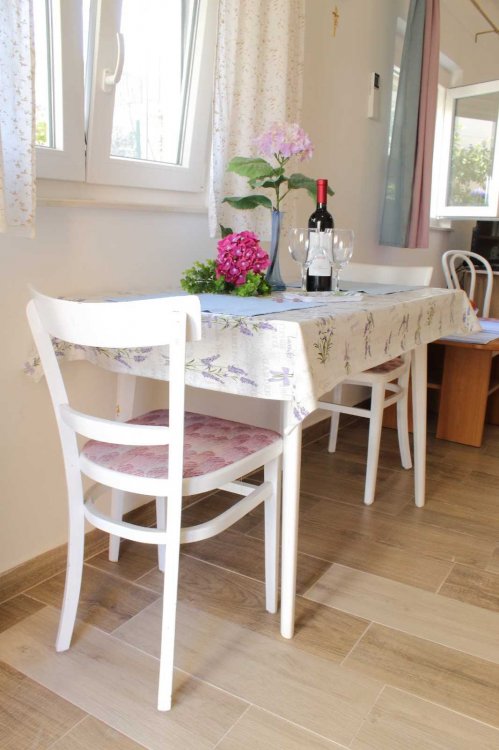 Apartment Garden house A2+1