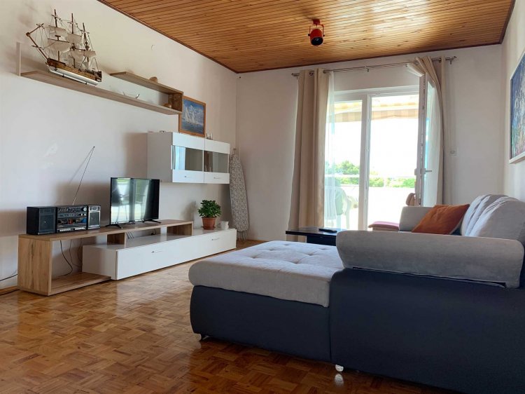 Grgo A4+1 2.kat (1018-AVG)