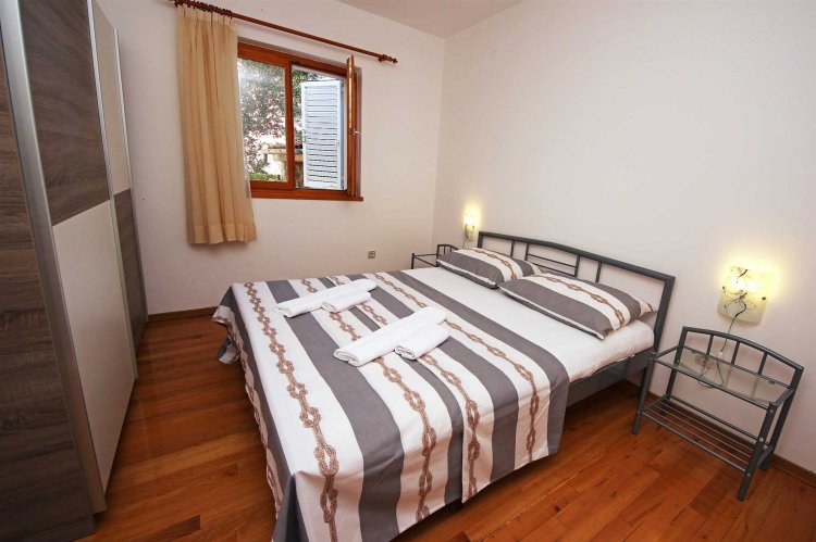 Apartment Mladena A4+1 no.2