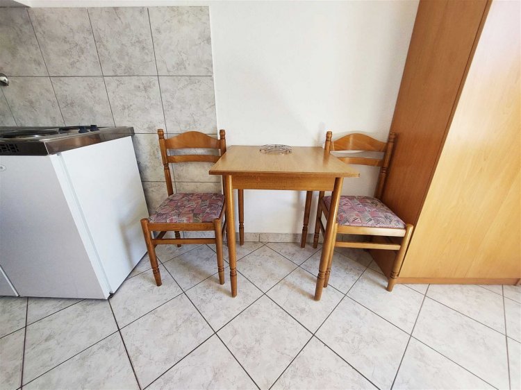 Maksim A2 studio no.9