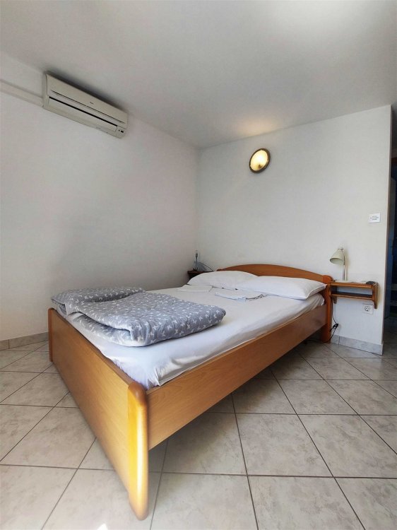 Maksim A2 studio no.9