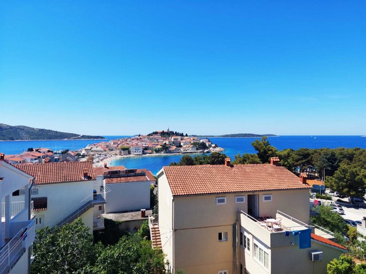 Maksim A2 studio no.9