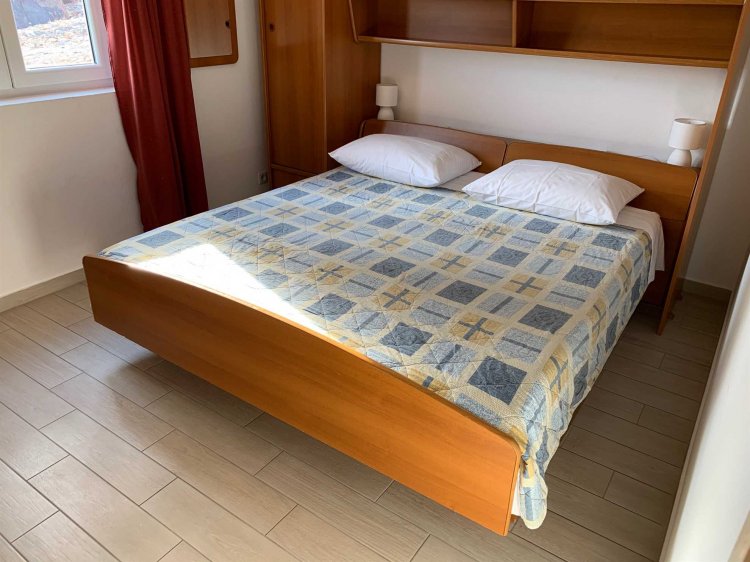 Jurin A6 priz (2027-ZPJ-A2)