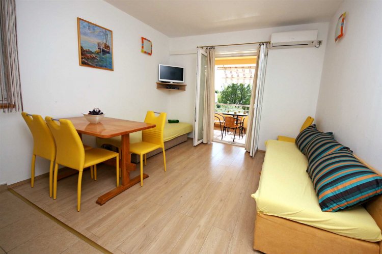 Apartment Mladena A2+2 no.3