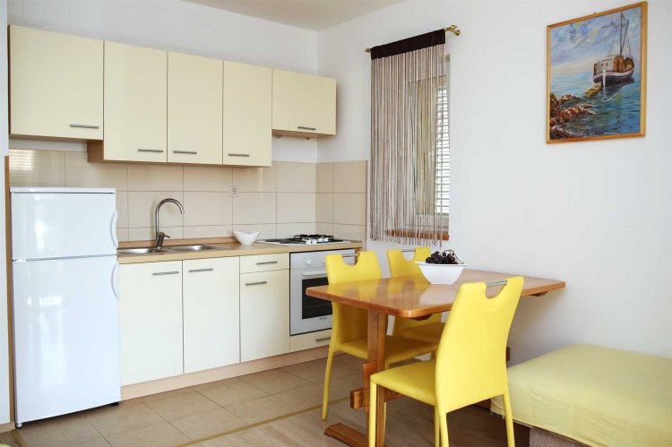 Apartment Mladena A2+2 no.3