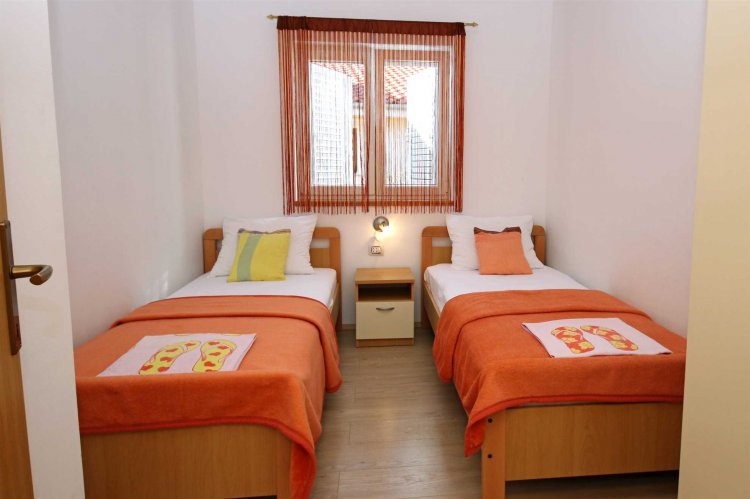 Apartment Mladena A4+1 no.4