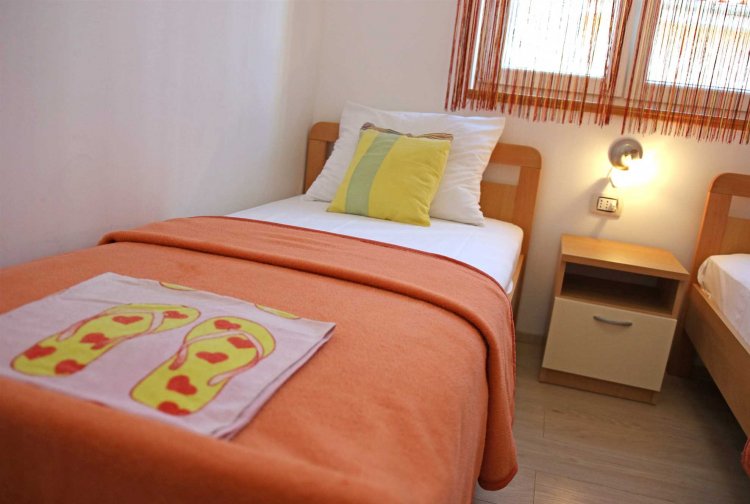 Apartment Mladena A4+1 no.4