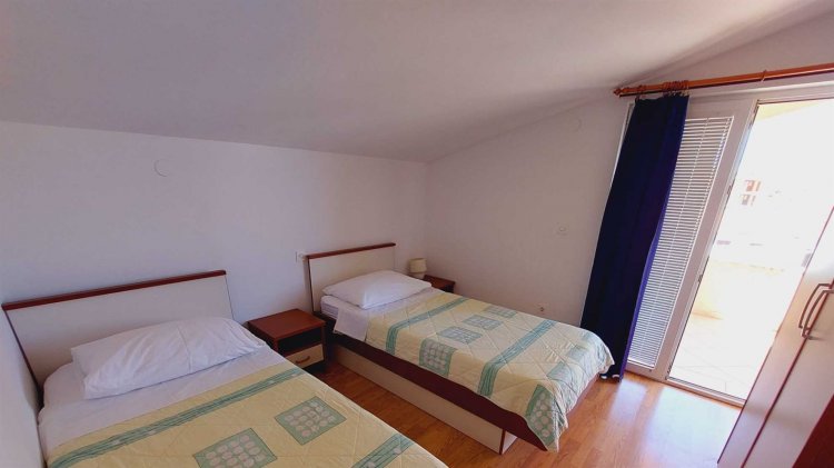 Apartment Helena no.1 4+1 ČSAD