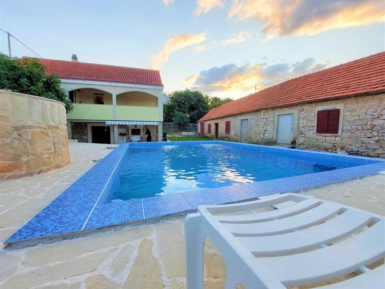 Holiday home Ana (1044-EDB)