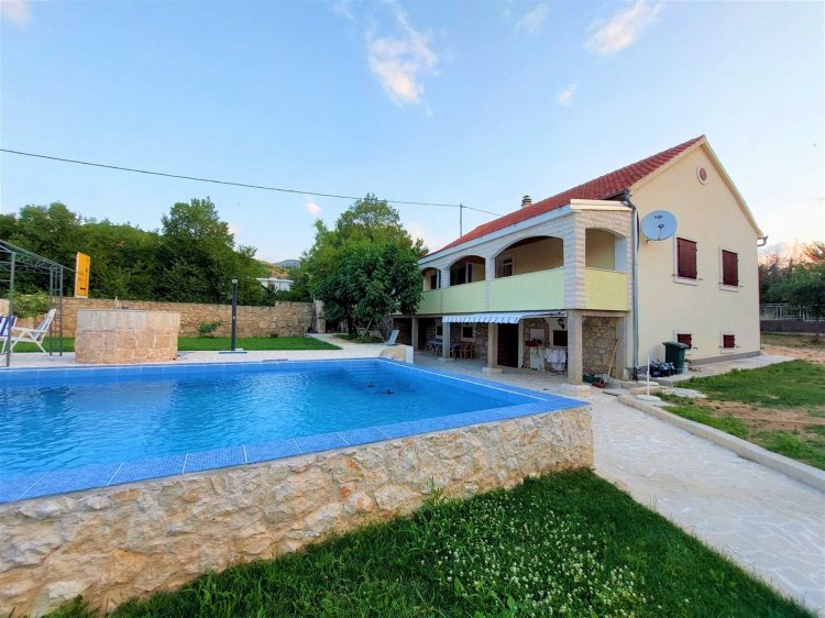 Holiday home Ana (1044-EDB)