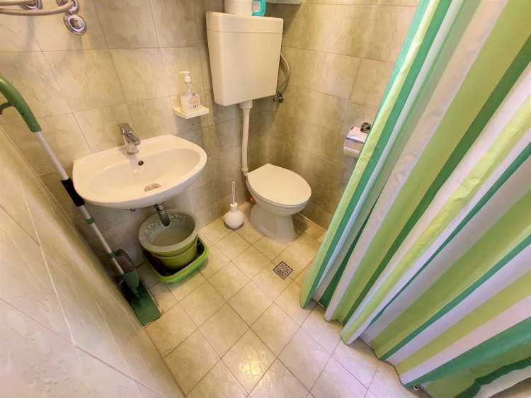 Sea front holiday home Boby 4+1