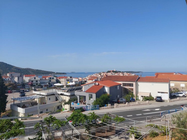 Rados apartment  6+2