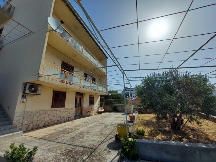 Rados apartment  6+2