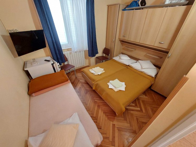 Hilda room no.1