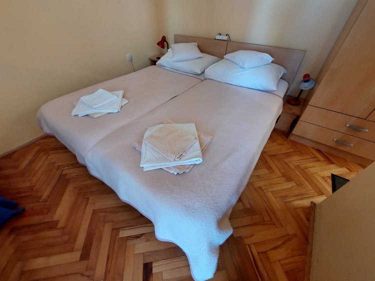 Hilda room no.2